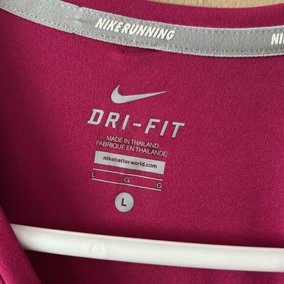 Nike Women's Pink Athletic Top size Large - Picture 3 of 3